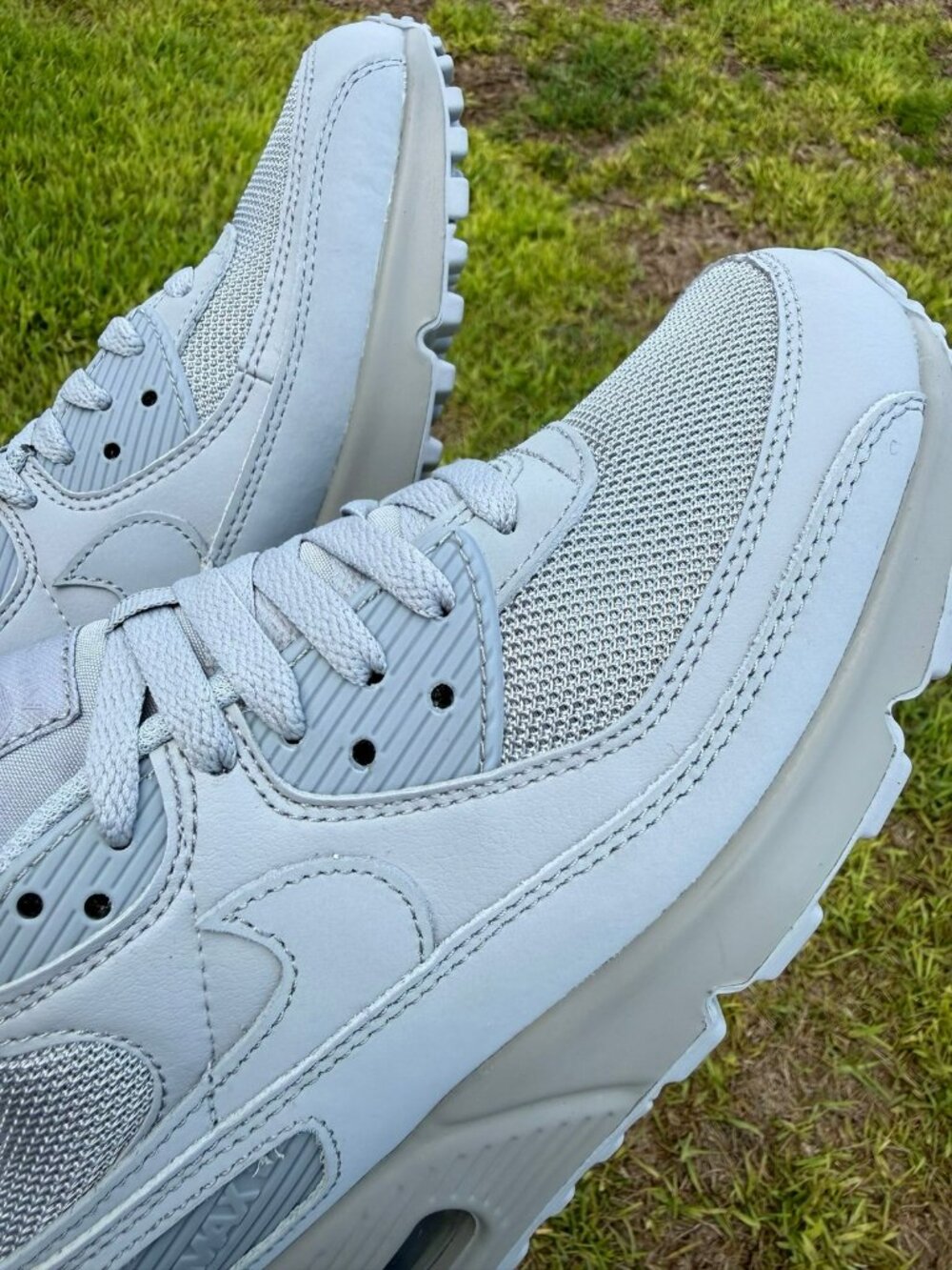 * 8.5 WOMEN'S NIKE AIR MAX 90 WOLF GREY CN8490-001 RUNNING SNEAKERS - Picture 4 of 8